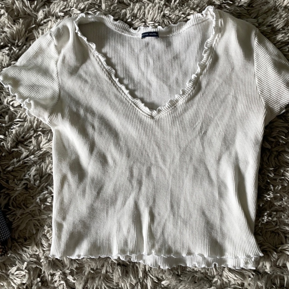 Brandy Melville ruffle tee